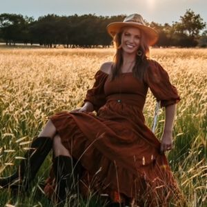 Meet your Posher, Molly